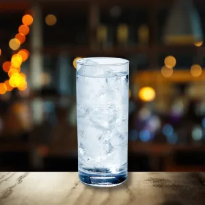Acqua bicchiere